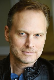 برنده 2 جایزه و نامزد دریافت 2 جایزه دیگر.