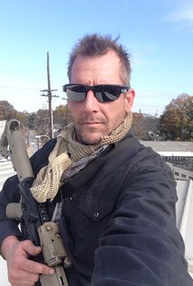 نامزد دریافت 3 جایزه.