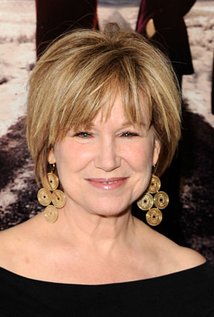 برنده 1 جایزه ساعات پربیننده. همچنین 1 جایزه و نامزد دریافت 7 جایزه دیگر.