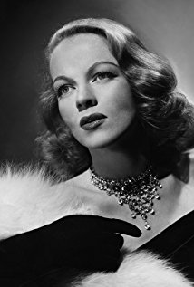 2 مرتبه نامزدی جایزه .ساعات پربیننده.