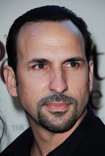 برنده 4 جایزه و نامزد دریافت 1 جایزه دیگر.