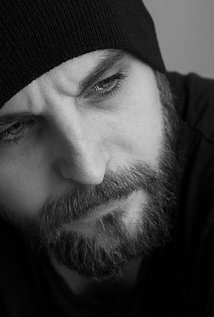 برنده 9 جایزه و نامزد دریافت 3 جایزه دیگر.