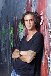 برنده 1 جایزه.