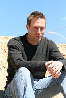 نامزد دریافت 3 جایزه.