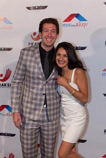 برنده 2 جایزه و نامزد دریافت 12 جایزه دیگر.