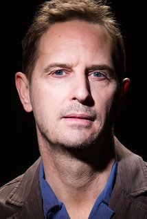 برنده 1 جایزه.