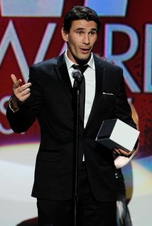 برنده 37 جایزه و نامزد دریافت 108 جایزه دیگر.