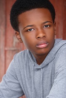 نامزد دریافت 2 جایزه.