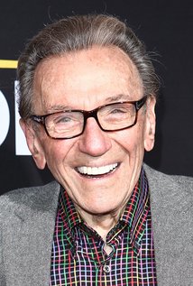 برنده 1 جایزه.