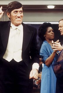 نامزد دریافت 2 جایزه.