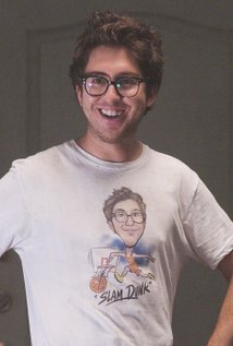 نامزد دریافت 3 جایزه.