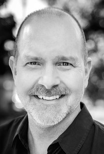 3 مرتبه نامزدی جایزه .ساعات پربیننده. همچنین نامزد دریافت 1 جایزه دیگر.