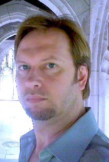 برنده 1 جایزه.