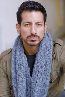 برنده 34 جایزه و نامزد دریافت 13 جایزه دیگر.