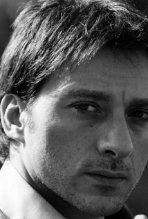 برنده 2 جایزه.