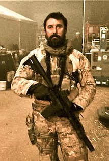 نامزد دریافت 3 جایزه.